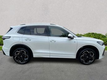 VOLKSWAGEN TIGUAN 1.5 Tsi 272 Ehybrid R-Line 5Dr Dsg