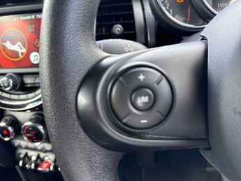 MINI HATCHBACK 1.5 Cooper Classic Ii 3Dr Auto