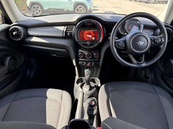 MINI HATCHBACK 1.5 Cooper Classic Ii 3Dr Auto
