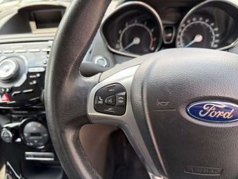 FORD FIESTA 1.0 Ecoboost Titanium 5Dr