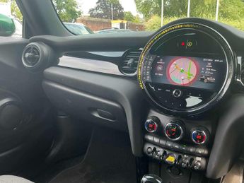 MINI HATCHBACK 135Kw Cooper S Level 2 33Kwh 3Dr Auto