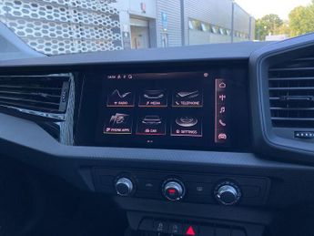 AUDI A1 1.0 Tfsi 25 Technik Sportback 5Dr Petrol S Tronic Euro 6 (S/S) (