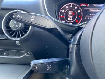 AUDI TT 2.0T Fsi Sport 2Dr S Tronic