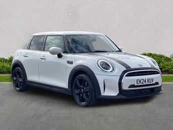 MINI Hatch 1.5 Cooper Classic Hatchback 5Dr Petrol Manual Euro 6 (S/S) (136