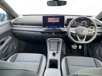 VOLKSWAGEN T-ROC 1.5 Etsi Mhev R-Line Suv 5Dr Petrol Hybrid Dsg Euro 6 (S/S) (150