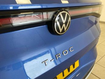 VOLKSWAGEN T-ROC 1.5 Etsi Mhev Life Suv 5Dr Petrol Hybrid Dsg Euro 6 (S/S) (150 P