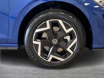 VOLKSWAGEN POLO 1.0 Tsi 115 R-Line 5Dr Dsg