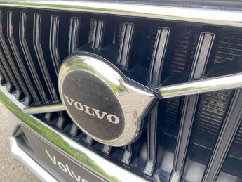VOLVO XC60 2.0 B5P Core 5Dr Awd Geartronic