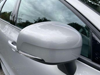 VOLVO XC60 2.0 B5P Core 5Dr Awd Geartronic