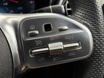 MERCEDES-BENZ GLC Glc 300De 4Matic Amg Line Premium 5Dr 9G-Tronic
