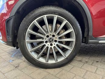 MERCEDES-BENZ GLC Glc 300De 4Matic Amg Line Premium 5Dr 9G-Tronic
