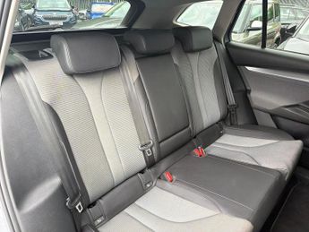 SKODA ENYAQ Iv 62Kwh 60 Suv 5Dr Electric Auto (Dc120Kw) (179 Ps)