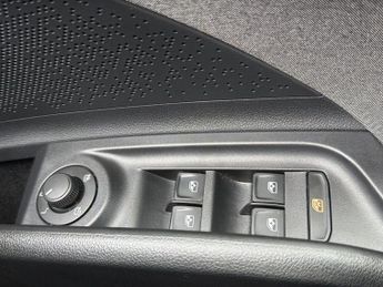 SKODA ENYAQ Iv 62Kwh 60 Suv 5Dr Electric Auto (Dc120Kw) (179 Ps)