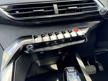 PEUGEOT 3008 1.5 Bluehdi Allure 5Dr Eat8