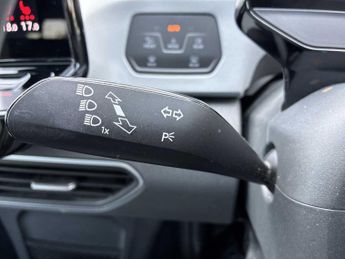 VOLKSWAGEN ID.3 107Kw Family Pro 58Kwh 5Dr Auto