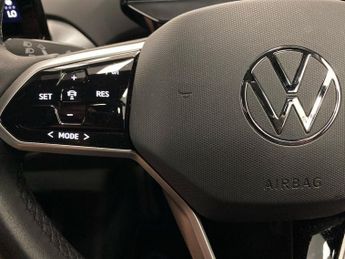 VOLKSWAGEN ID.5 Pro 77Kwh Style Suv 5Dr Electric Auto (174 Ps)