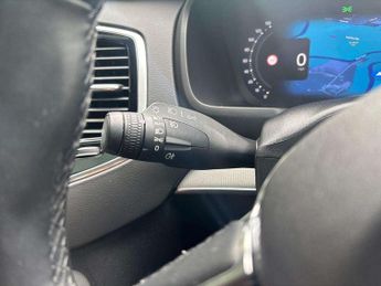 VOLVO XC90 2.0 B5P [250] Plus Dark 5Dr Awd Geartronic