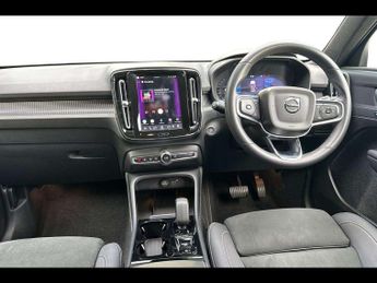 VOLVO XC40 2.0 B3P Plus Dark 5Dr Auto