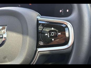 VOLVO XC60 2.0 B5P Ultimate Dark 5Dr Awd Geartronic