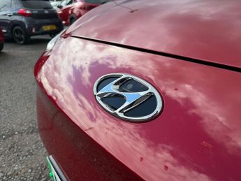 HYUNDAI KONA 64Kwh Premium Suv 5Dr Electric Auto (10.5Kw Charger) (204 Ps)