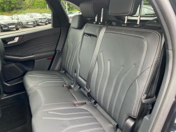 FORD KUGA 2.5H Duratec Vignale Suv 5Dr Petrol Hybrid Cvt Euro 6 (S/S) (190