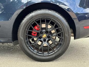 PORSCHE MACAN Gts 5Dr Pdk