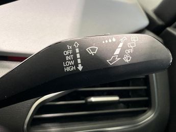 VOLKSWAGEN ID.3 Pro S 77Kwh Tour Hatchback 5Dr Electric Auto (204 Ps)