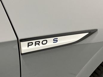 VOLKSWAGEN ID.3 Pro S 77Kwh Tour Hatchback 5Dr Electric Auto (204 Ps)