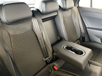 VOLKSWAGEN T-ROC 1.5 Etsi Mhev R-Line Suv 5Dr Petrol Hybrid Dsg Euro 6 (S/S) (150