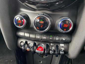 MINI HATCHBACK 1.5 Cooper Exclusive Hatchback 5Dr Petrol Steptronic Euro 6 (S/S