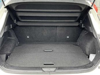 NISSAN QASHQAI 1.3 Dig-T Mh 158 N-Connecta 5Dr Xtronic