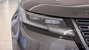 LAND ROVER RANGE ROVER VELAR 2.0 P400E Dynamic Se 5Dr Auto