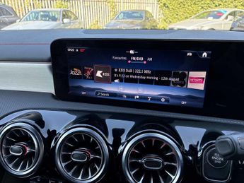 MERCEDES-BENZ CLA Cla 250E Amg Line Executive 5Dr Tip Auto
