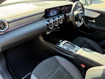 MERCEDES-BENZ CLA Cla 250E Amg Line Executive 5Dr Tip Auto