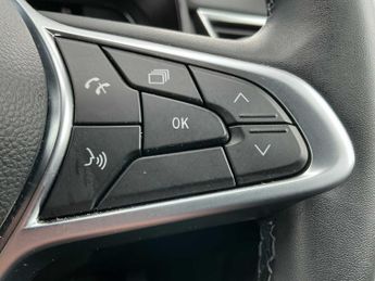 RENAULT CLIO 1.6 E-Tech Full Hybrid 145 Techno 5Dr Auto