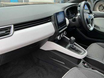 RENAULT CLIO 1.6 E-Tech Full Hybrid 145 Techno 5Dr Auto