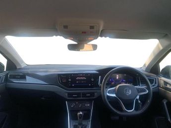 VOLKSWAGEN POLO 1.0 Tsi Life 5Dr Dsg