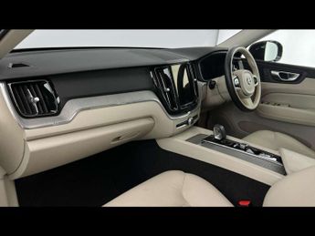 VOLVO XC60 2.0 B5P Core 5Dr Awd Geartronic