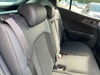 KIA SPORTAGE 1.6T Gdi Hev 3 5Dr Auto