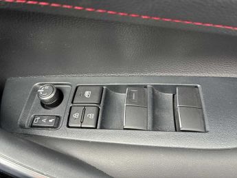TOYOTA COROLLA 1.8 Hybrid Gr Sport 5Dr Cvt