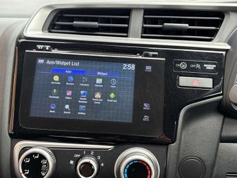 HONDA JAZZ 1.3 I-Vtec Se Navi 5Dr Cvt