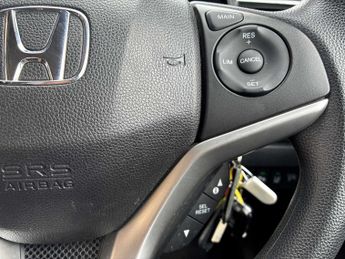 HONDA JAZZ 1.3 I-Vtec Se Navi 5Dr Cvt