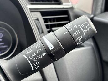 HONDA JAZZ 1.3 I-Vtec Se Navi 5Dr Cvt