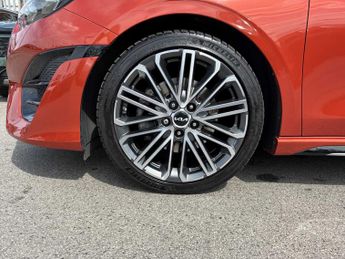 KIA CEED 1.5T Gdi Isg Gt-Line S 5Dr Auto