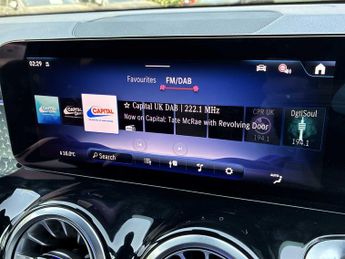 MERCEDES-BENZ EQB Eqb 250+ 140Kw Amg Line Executive 70.5Kwh 5Dr Auto