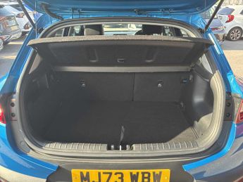 KIA STONIC 1.0T Gdi 99 Gt-Line 5Dr Dct