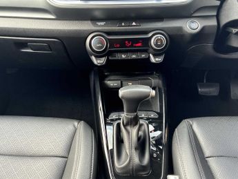 KIA STONIC 1.0T Gdi 48V 3 5Dr Dct