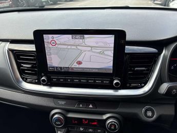 KIA STONIC 1.0T Gdi 48V 3 5Dr Dct