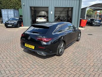 MERCEDES-BENZ CLA Cla 180 Amg Line Executive 5Dr Tip Auto