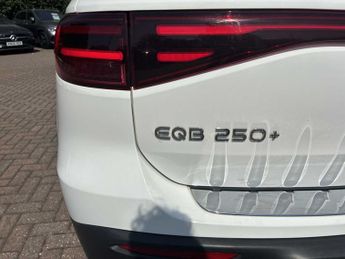MERCEDES-BENZ EQB Eqb 250+ 140Kw Sport Executive 70.5Kwh 5Dr Auto